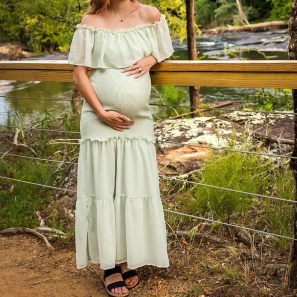 NWT Simplee elegant off the shoulder ruffle maxi dress - Picture 1 of 11